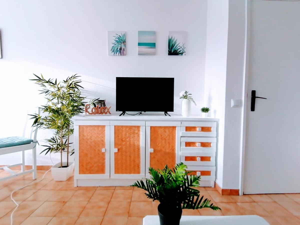 Lovely Apartment 500 M Walk To The Beach Портиман Екстериор снимка